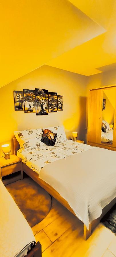 Apartamenty U Maksa Krzywcza エクステリア 写真