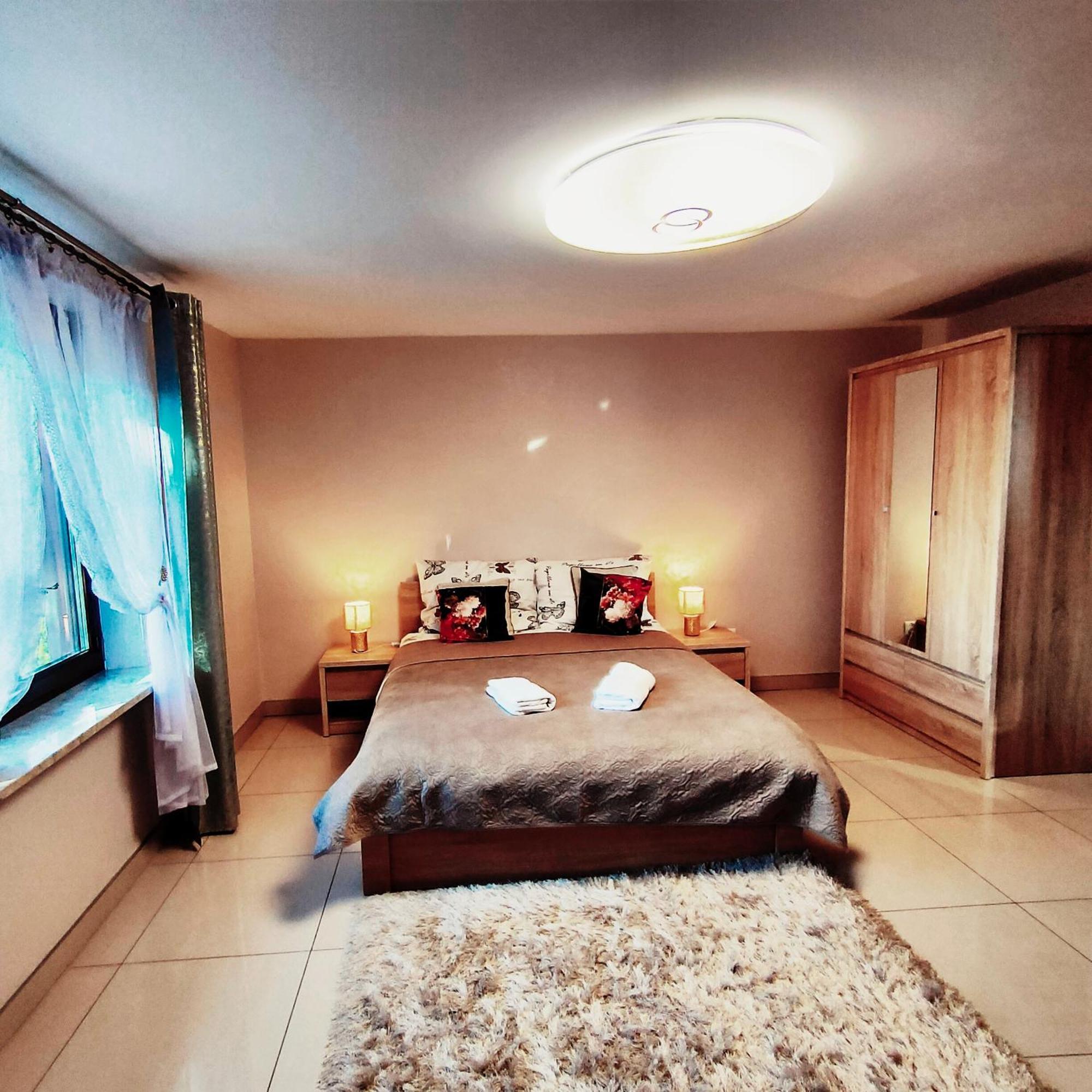 Apartamenty U Maksa Krzywcza エクステリア 写真